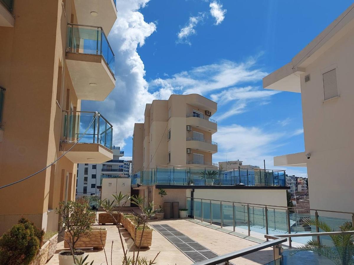 Apartments Dobra Voda Eksteriør bilde